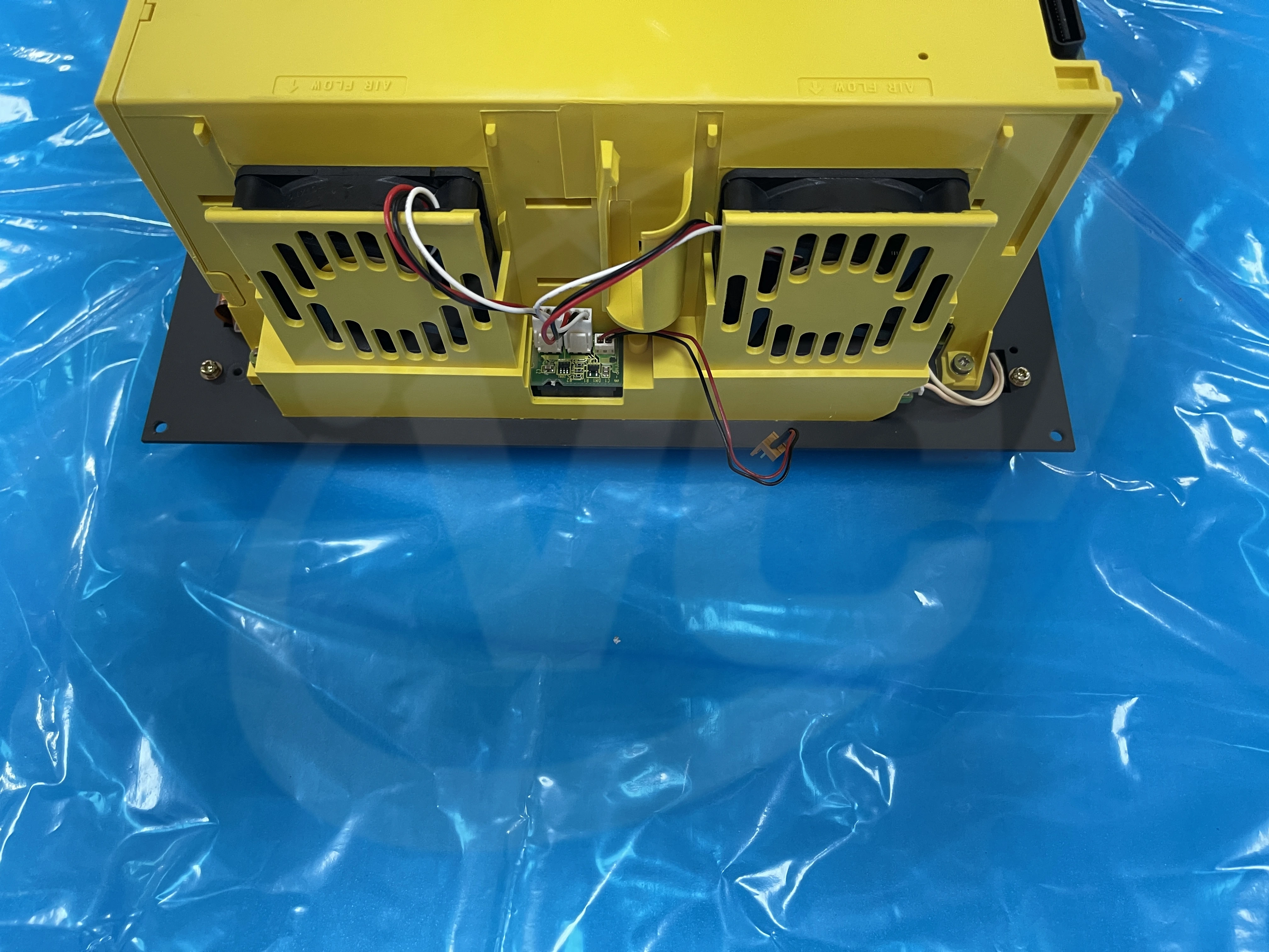 FANUC A02B-0283-B502 18i-B LCD-mounted basic unit front view